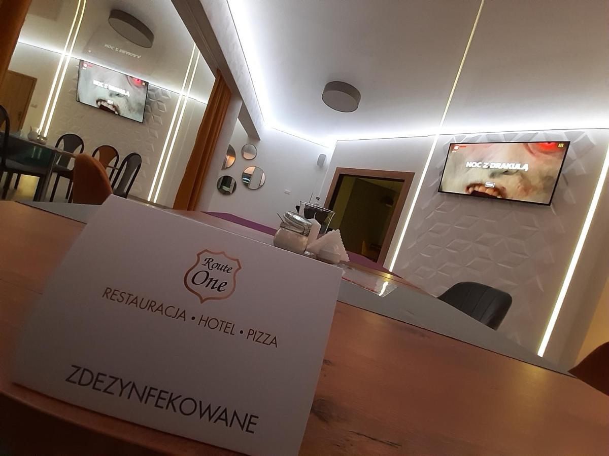 Route One - Restauracja & Pokoje Hotelowe Ζγκιες Εξωτερικό φωτογραφία